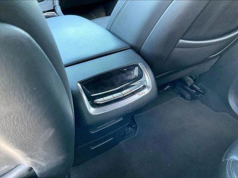 Used 2020 Cadillac XT6 Premium Luxury FWD image 24