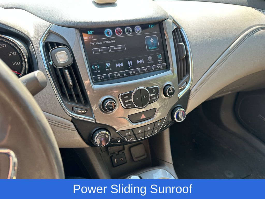 Used 2017 Chevrolet Cruze Premier FWD image 11