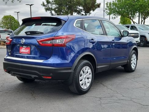 Used 2020 Nissan Rogue Sport S FWD image 3