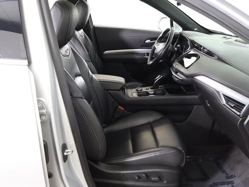 Used 2020 Cadillac XT4 Premium Luxury w/ Cold Weather Package image 36