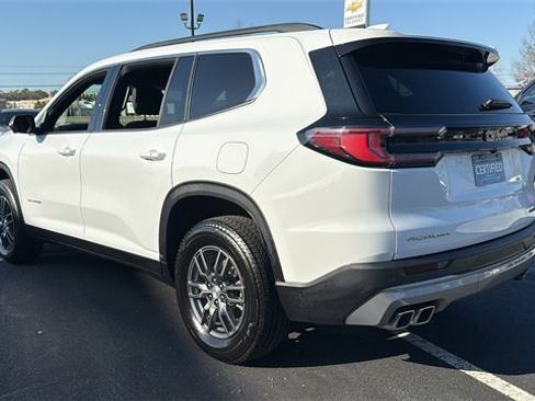 Certified 2025 GMC Acadia Elevation image 5