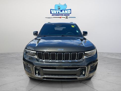 Certified 2023 Jeep Grand Cherokee L Overland w/ Rear Seat Video Group I AWD/4WD image 8