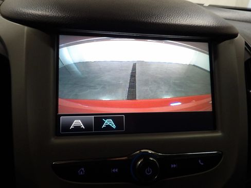 Used 2018 Chevrolet Cruze LS FWD image 12