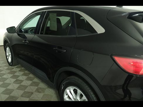 Used 2022 Ford Escape SE w/ Convenience Package AWD/4WD image 16