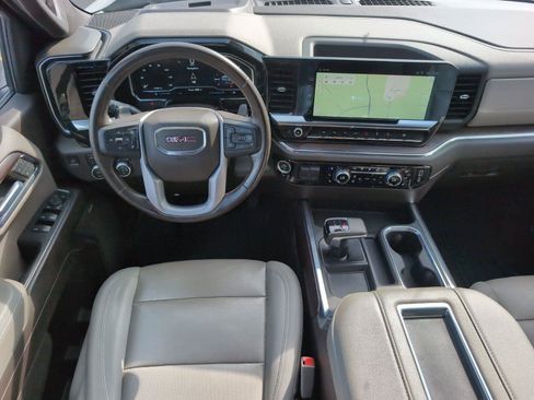 Used 2022 GMC Sierra 1500 SLT w/ SLT Premium Plus Package AWD/4WD image 35