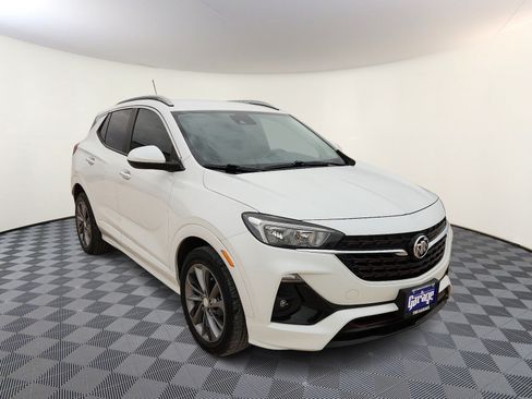 Used 2022 Buick Encore GX Select w/ Sport Touring Package FWD image 6