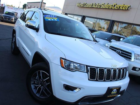 Used 2022 Jeep Grand Cherokee Limited AWD/4WD image 38
