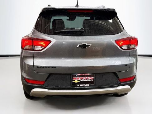 Used 2022 Chevrolet TrailBlazer LT w/ LPO, Blackout Package image 7