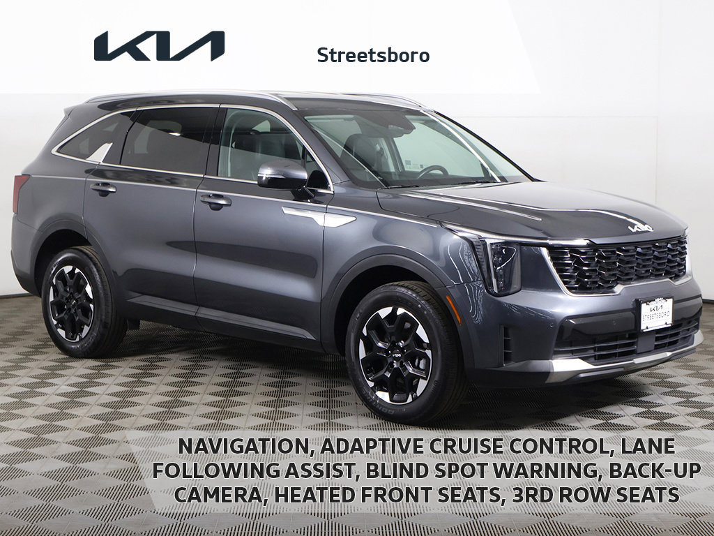 Used 2024 Kia Sorento S AWD/4WD image 1