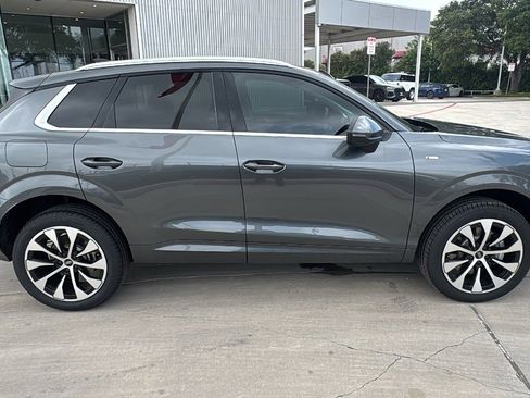 New 2026 Audi Q3 quattro 2.0T AWD/4WD image 8