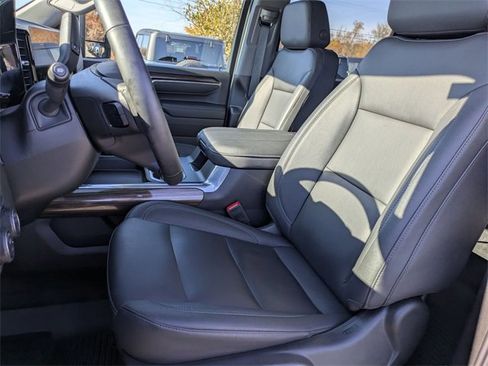 Used 2024 Chevrolet Silverado 2500 LT w/ All Star Edition image 14