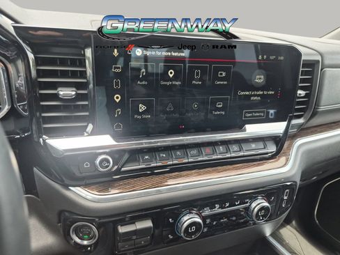 Used 2025 GMC Sierra 1500 Elevation w/ Elevation Premium Package AWD/4WD image 17