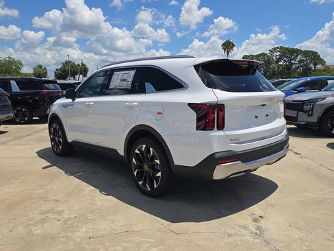 New 2026 Kia Sorento SX FWD image 6
