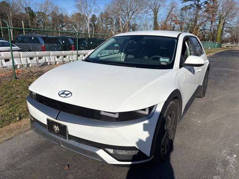 Used 2024 Hyundai Ioniq 5 SEL image 3
