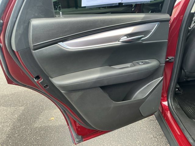 Used 2018 Cadillac XT5 Luxury AWD/4WD image 14