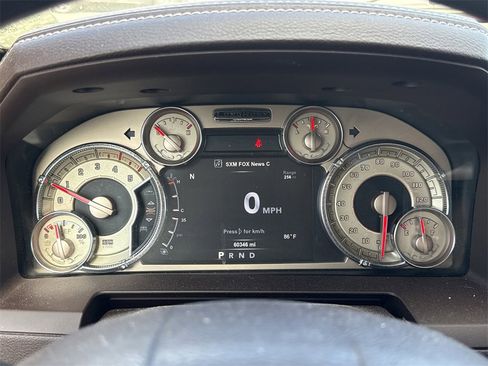 Used 2018 RAM 2500 Longhorn image 12