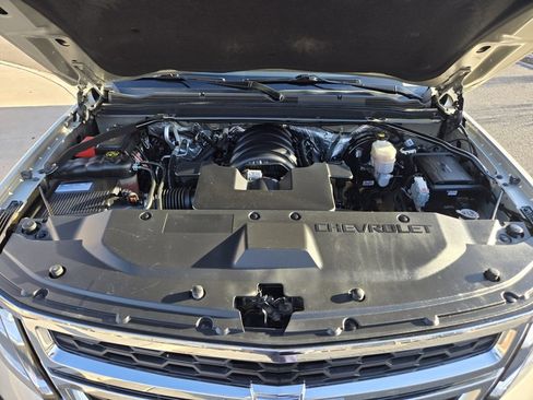 Used 2016 Chevrolet Tahoe LT w/ Luxury Package image 39