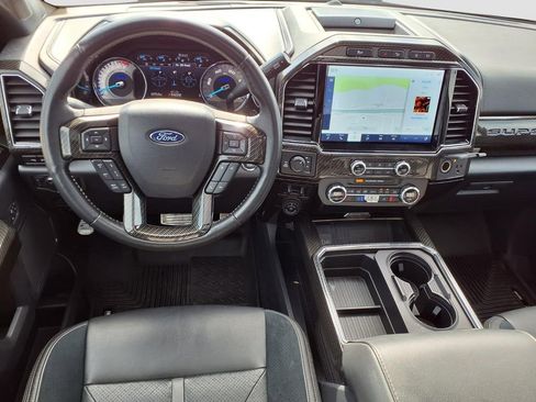 Used 2022 Ford F250 Lariat w/ Lariat Ultimate Package image 8