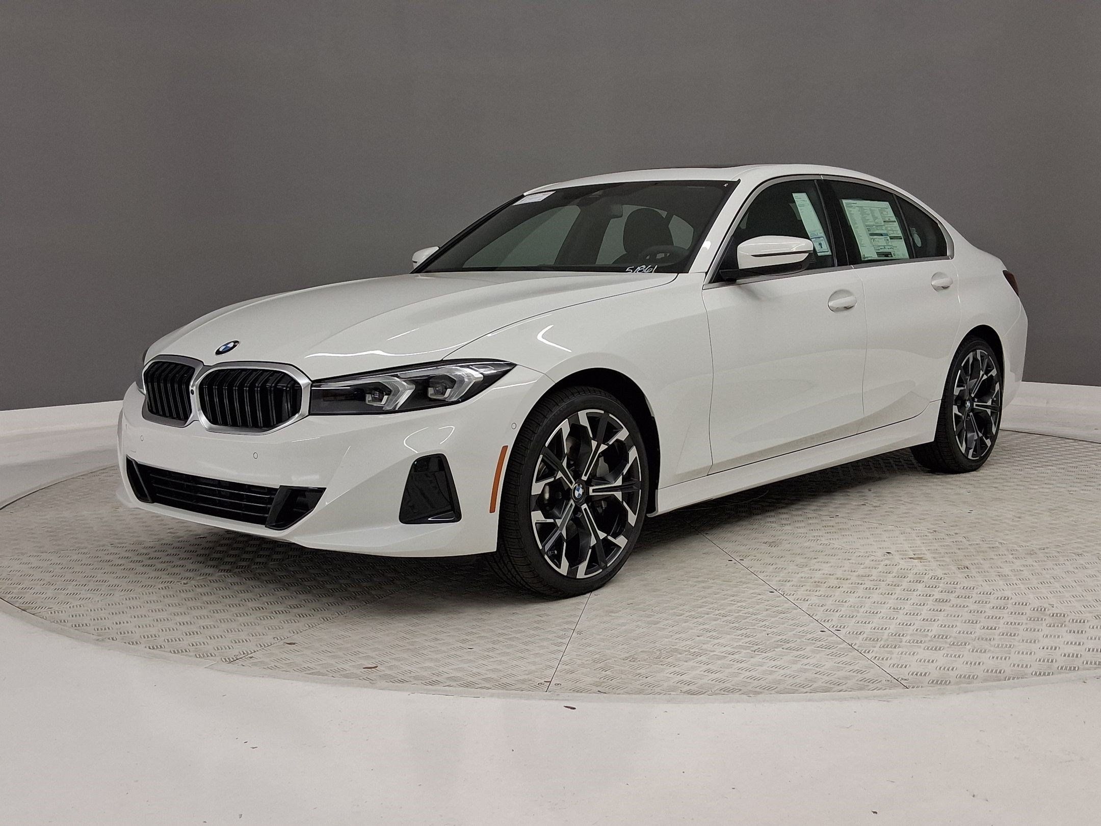 New 2026 BMW 330i Sedan w/ Convenience Package RWD image 33