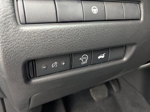 New 2026 Nissan Rogue SV FWD image 16