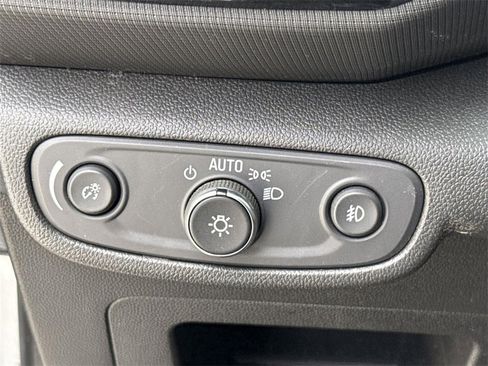 Used 2023 Chevrolet TrailBlazer LT w/ Convenience Package image 16