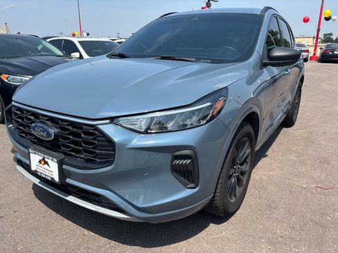 Used 2023 Ford Escape ST-Line w/ Tech Pack #1 AWD/4WD image 3