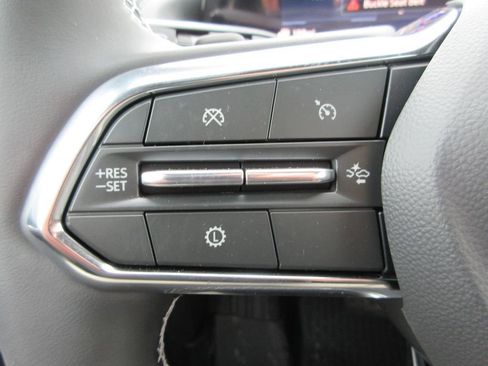 New 2026 Chevrolet Traverse LT w/ Sun and Wheel Package image 23