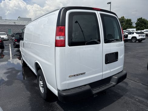New 2025 Chevrolet Express 2500 w/ Driver Convenience Package image 5