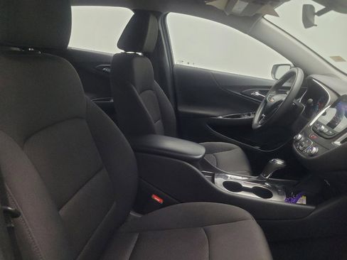 Used 2020 Chevrolet Malibu LS FWD image 21