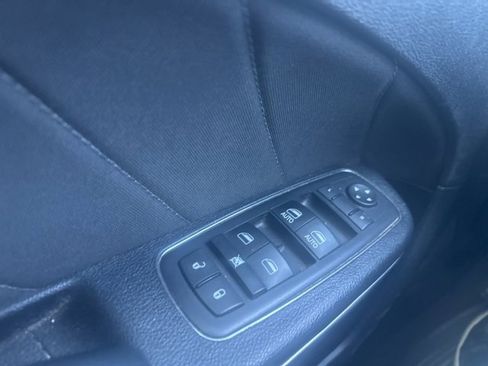 Used 2016 Dodge Charger SXT w/ Navigation & Travel Group image 19