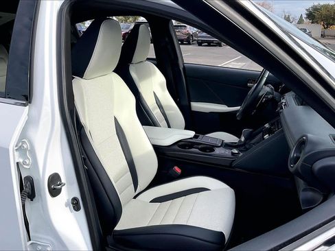 Used 2023 Lexus IS 350 F Sport image 10