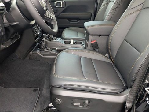 New 2026 Jeep Gladiator Sport image 11