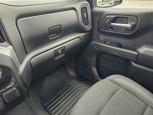 Used 2026 Chevrolet Silverado 1500 Custom RWD image 27