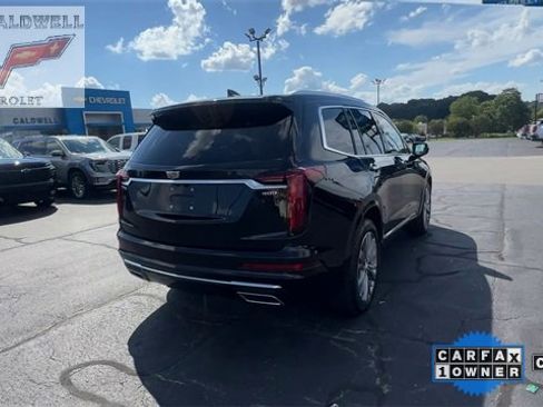 Certified 2025 Cadillac XT6 Premium Luxury image 8