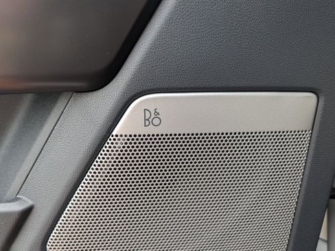 New 2025 Ford F150 Lariat w/ Equipment Group 501A Mid image 17