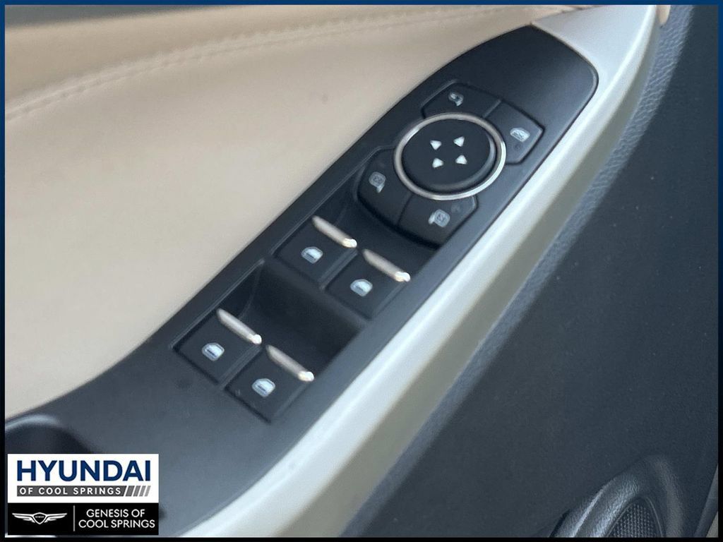 Used 2022 Ford Explorer Limited w/ Equipment Group 301A RWD image 20