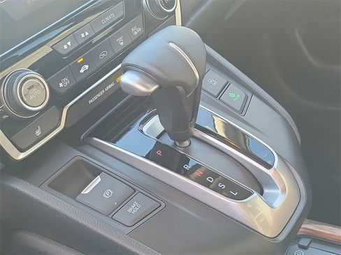 Certified 2022 Honda CR-V Touring image 30