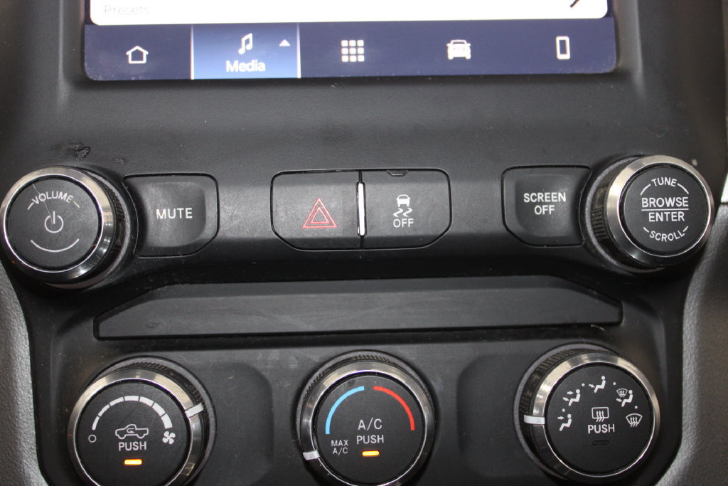 Used 2022 RAM 2500 Big Horn AWD/4WD image 45