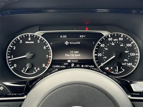 Used 2024 Nissan Pathfinder SL image 11