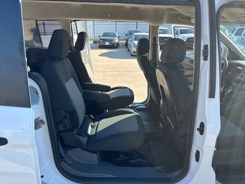 Used 2022 Ford Transit Connect XL image 31