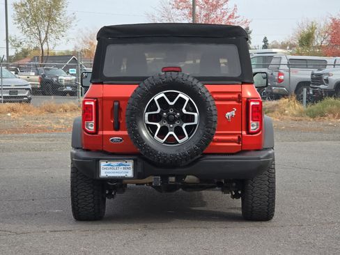 Used 2022 Ford Bronco Black Diamond image 7