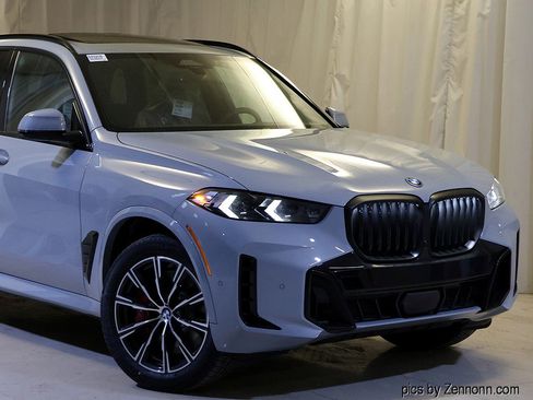 New 2026 BMW X5 xDrive50e w/ M Sport Package image 2