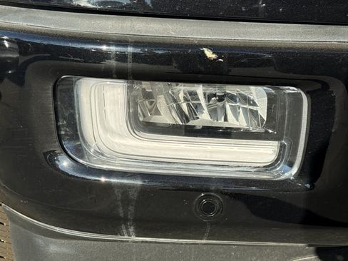 Used 2024 Ford F150 Lariat w/ Equipment Group 502A High AWD/4WD image 8