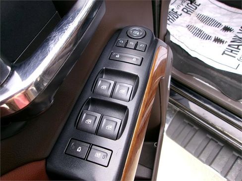 Used 2019 Chevrolet Silverado 3500 High Country w/ Duramax Plus Package image 19