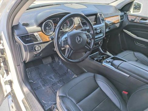 Used 2015 Mercedes-Benz ML 350 4MATIC image 9