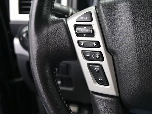 Used 2018 Nissan Titan PRO-4X w/ Pro-4x Convenience Package image 33