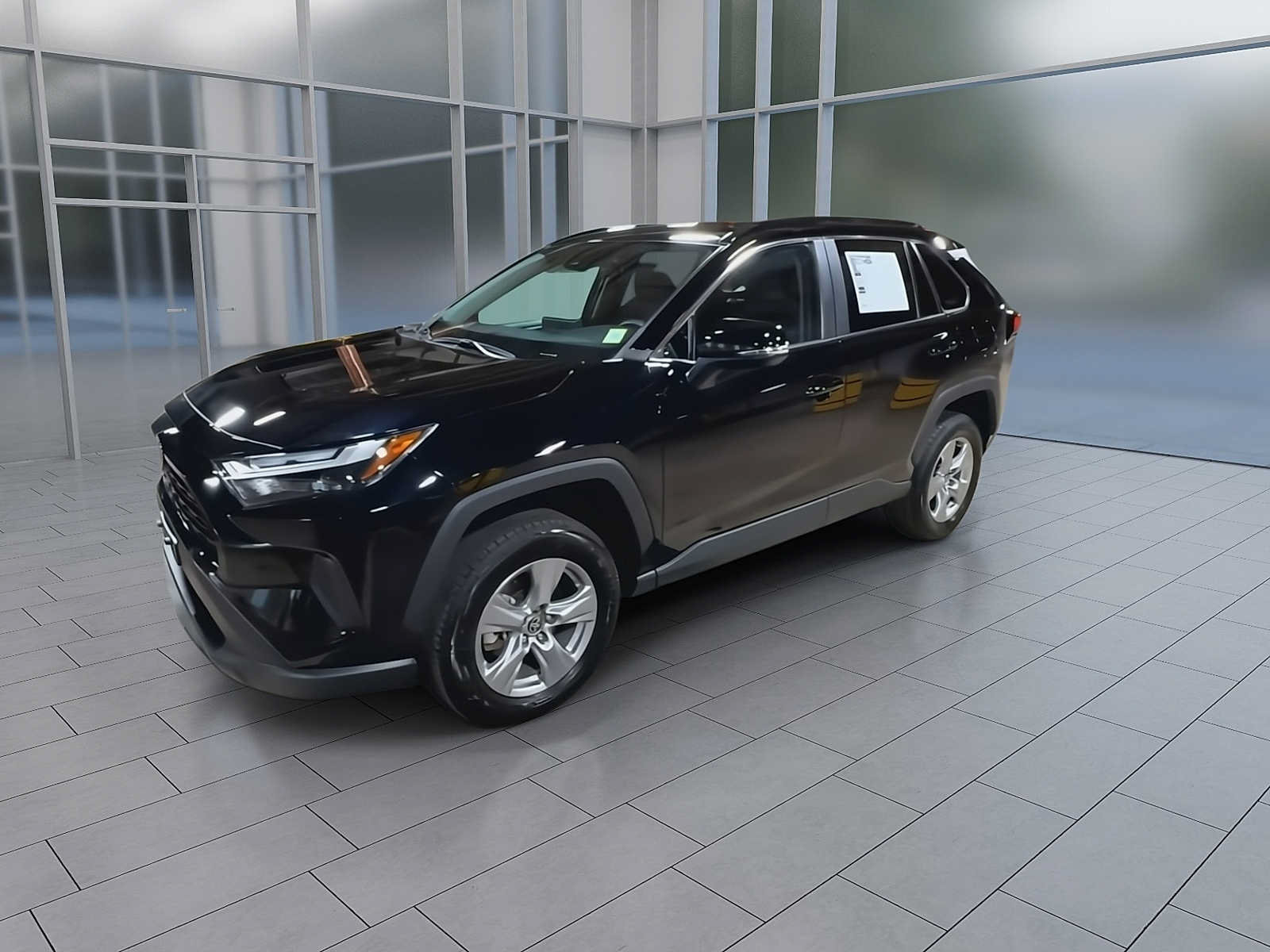 Certified 2025 Toyota RAV4 XLE AWD/4WD image 4