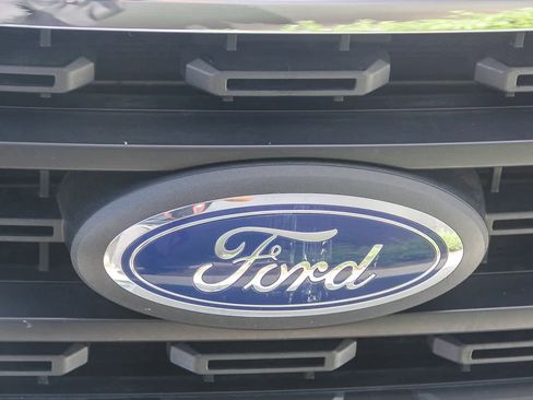 Used 2023 Ford F150 XLT image 11