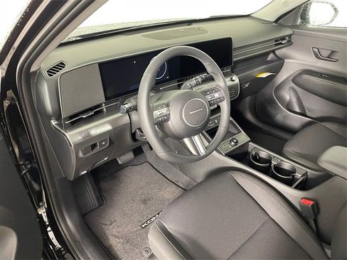 New 2025 Hyundai Kona SEL image 3