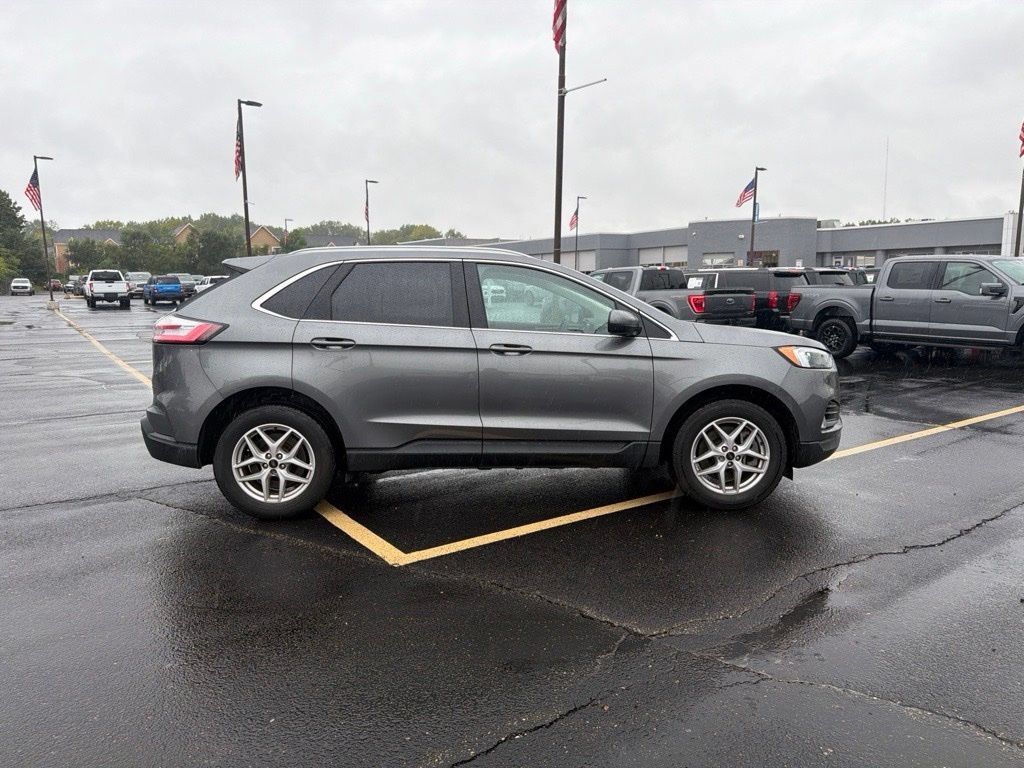 Used 2023 Ford Edge SEL w/ Convenience Package AWD/4WD image 8